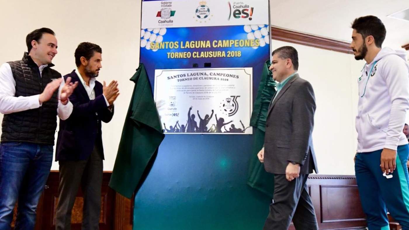 El gobernador Miguel Riquelme reconoció al Santos Laguna y destacó el campeonato logrado en el Clausura 2018 de la Liga MX. (Especial)