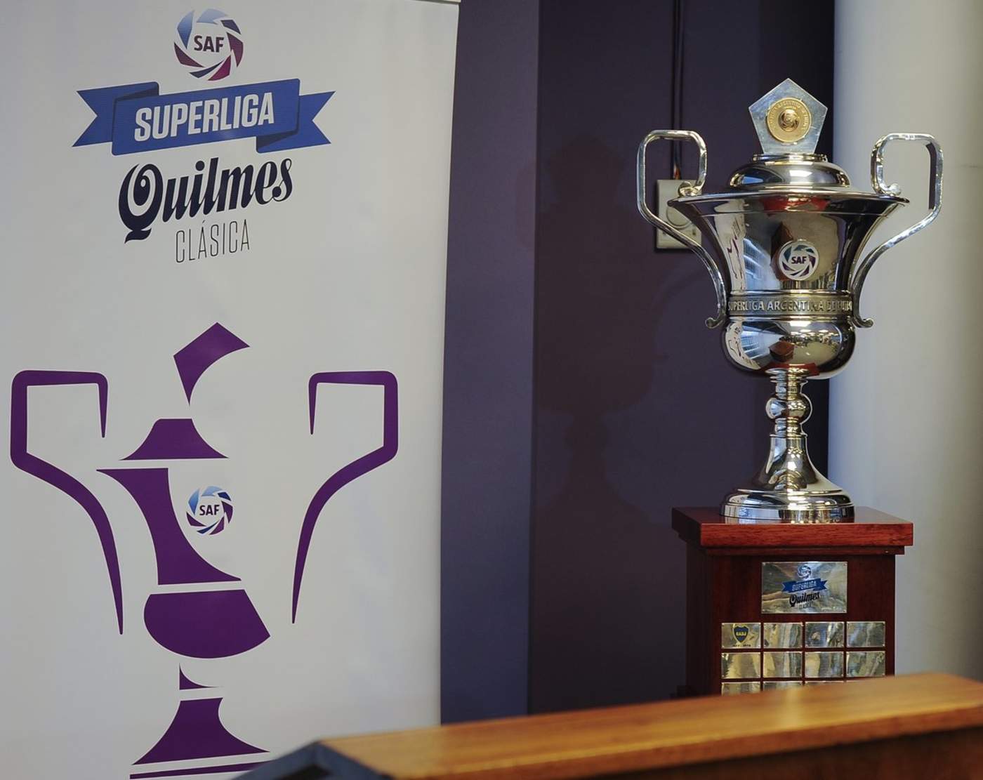 El campeonato en Argentina se une a otra de las ligas que contarán con el sistema VAR para apoyar a sus árbitros. (Especial)