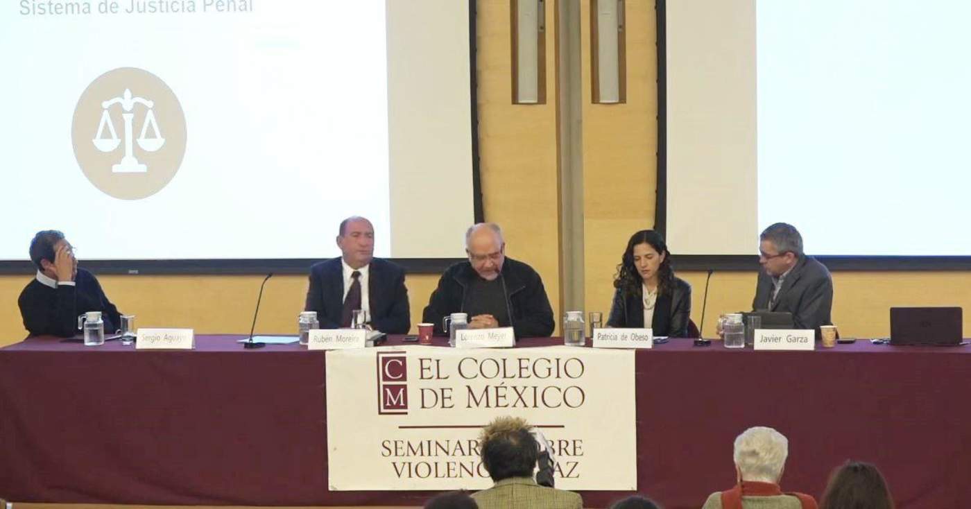 El exgobernador de Coahuila, Rubén Moreira, participa en el 'Seminario sobre Violencia y Paz' con el tema 'La batalla por Coahuila', el cual es organizado por el Colegio de México. (ESPECIAL)