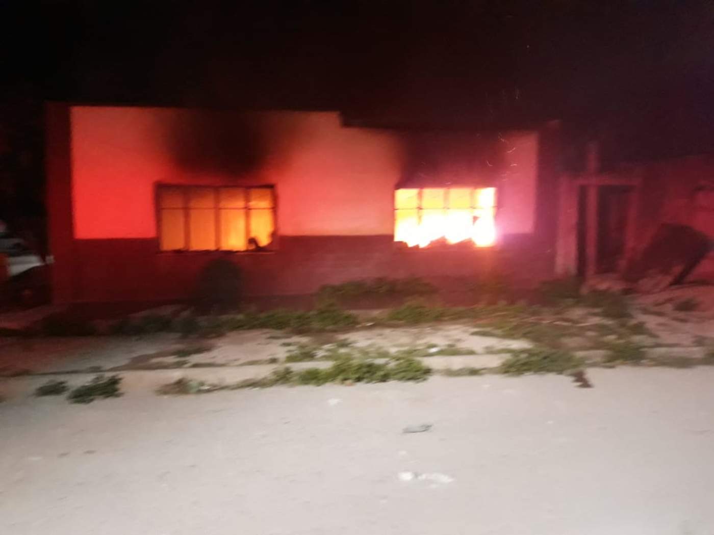Se quema casa en Bermejillo; reportan una persona lesionada