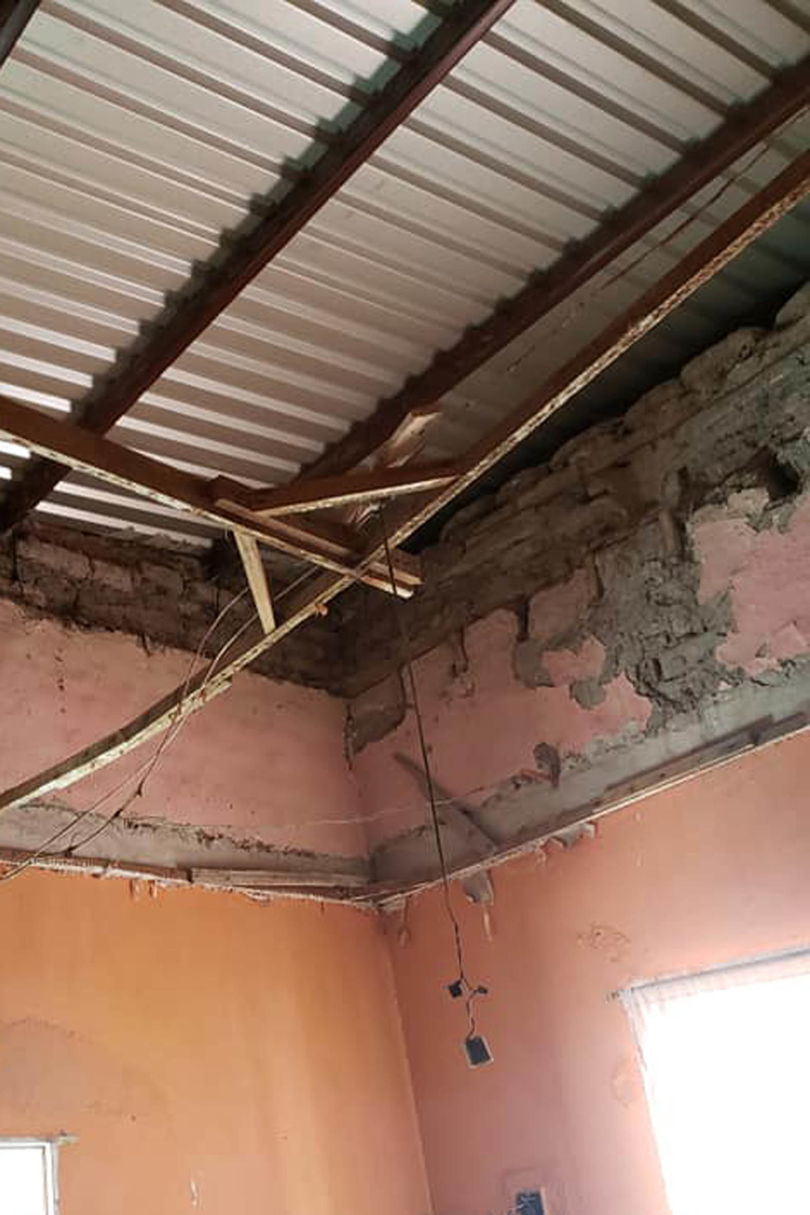 Mejoran techos en viviendas de Mapimí