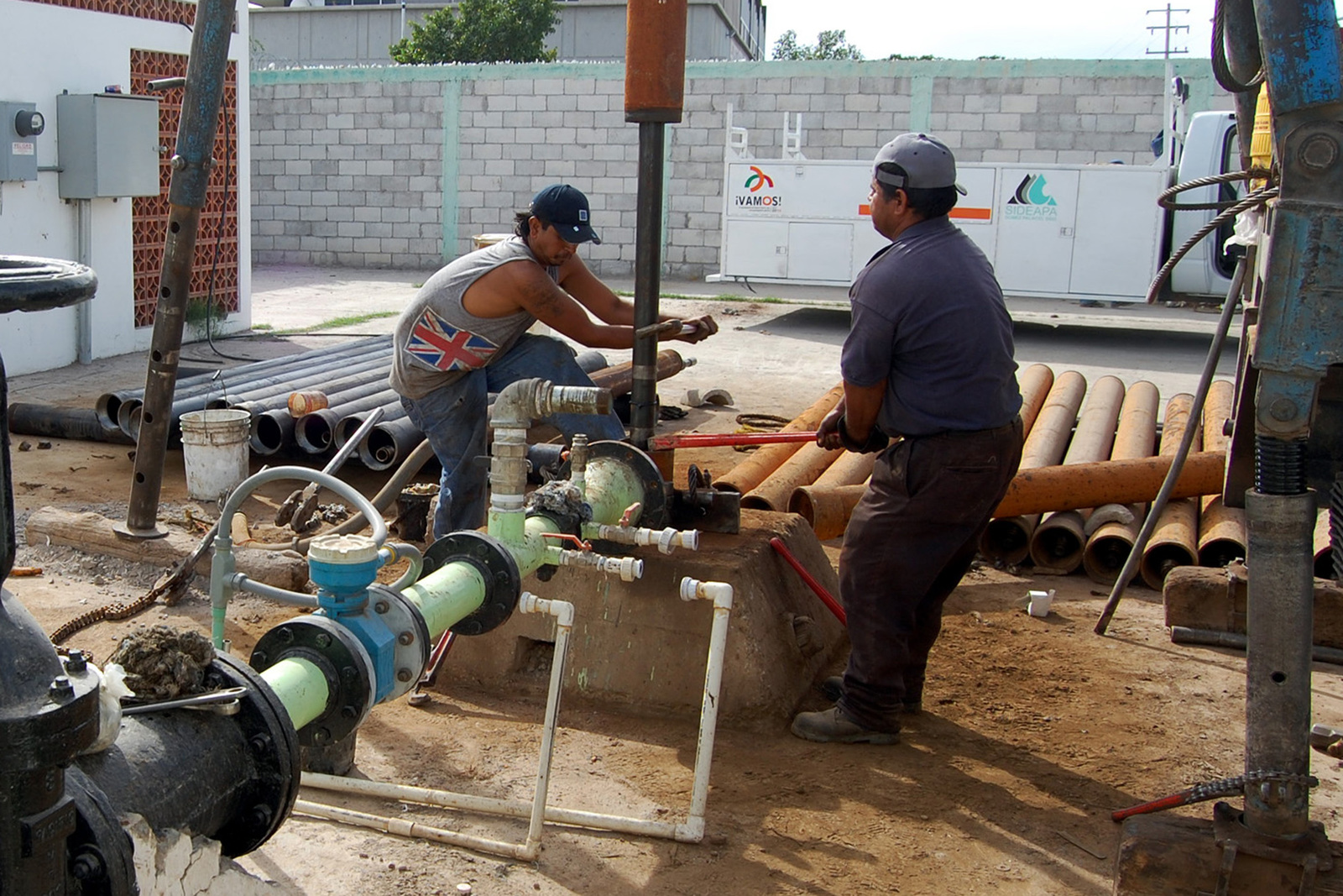 Pozos. El Sideapa en Gómez Palacio realiza mantenimiento en los pozos de abastecimiento. (EL SIGLO DE TORREÓN)