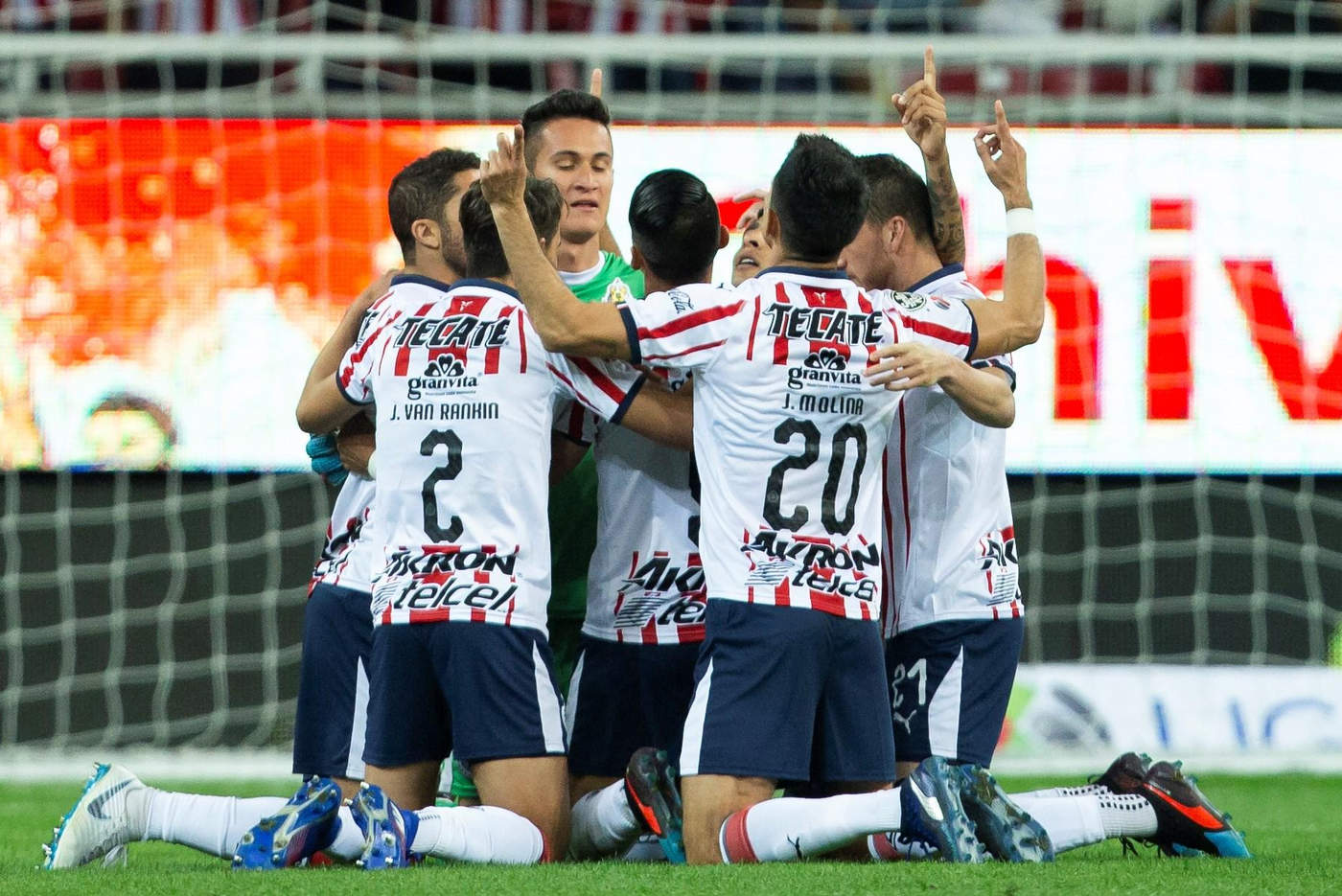 El Rebaño Sagrado consiguió su tercera victoria del Clausura 2019 ganando en casa a Toluca.