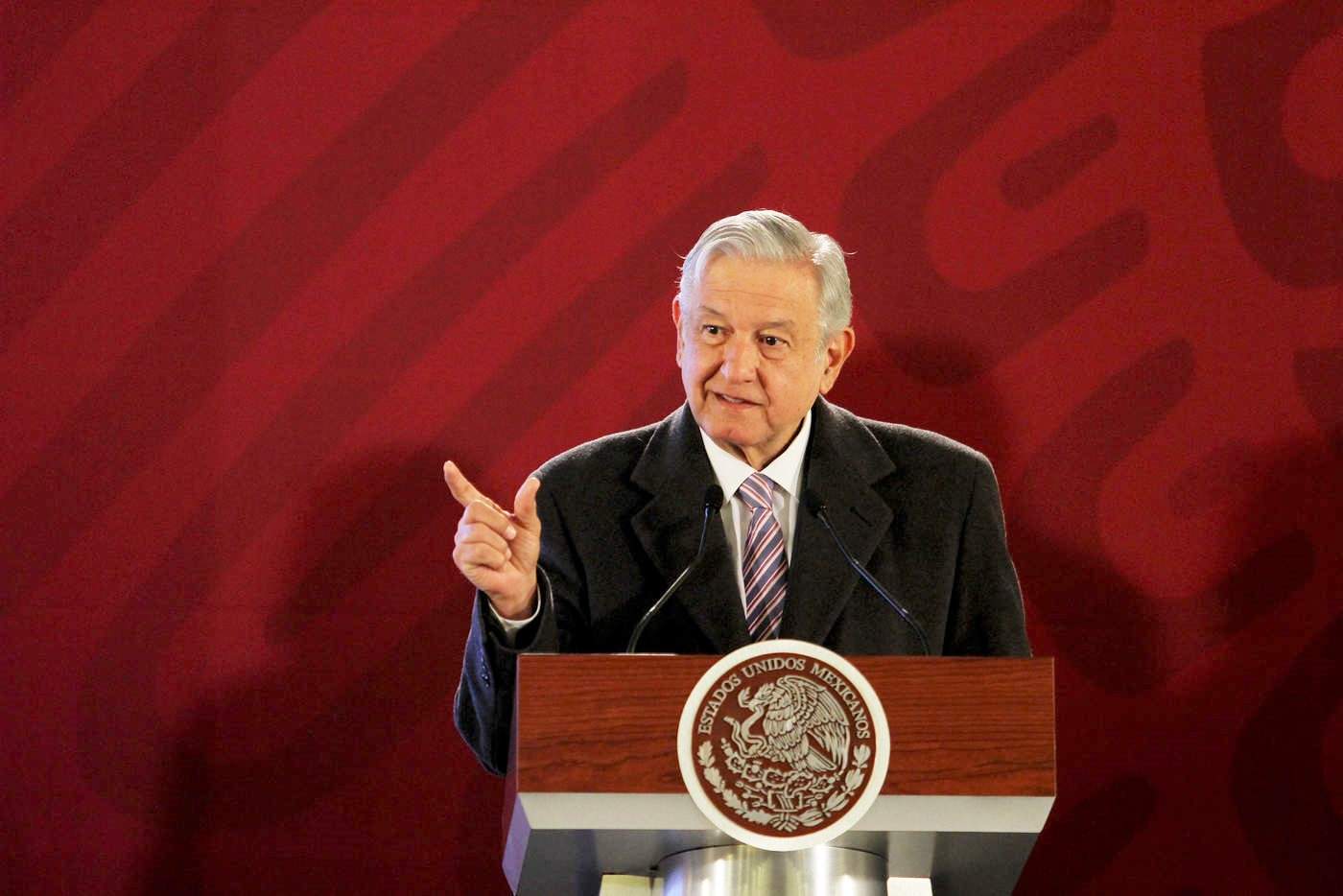 Atacaron ayer la mayoría de ductos: López Obrador