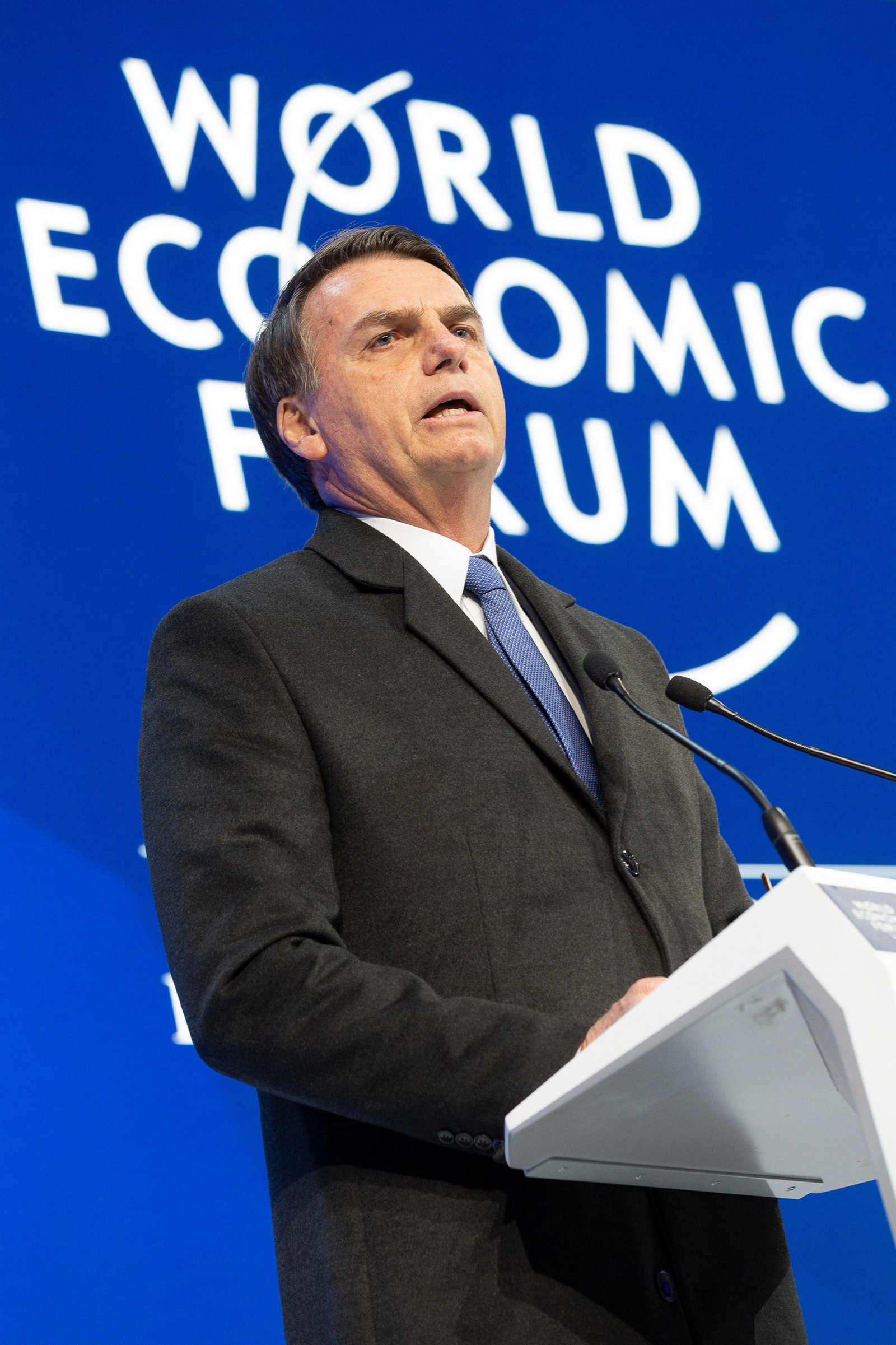 Clave. Bolsonaro señala que la clave es bajar la carga fiscal. (ARCHIVO) 