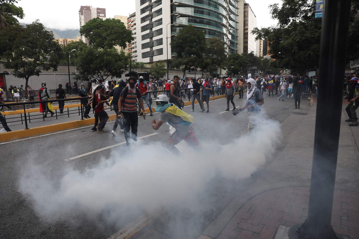 Suben a 8 las muertes ocurridas en protestas antigubernamentales de Venezuela. (EFE) 
