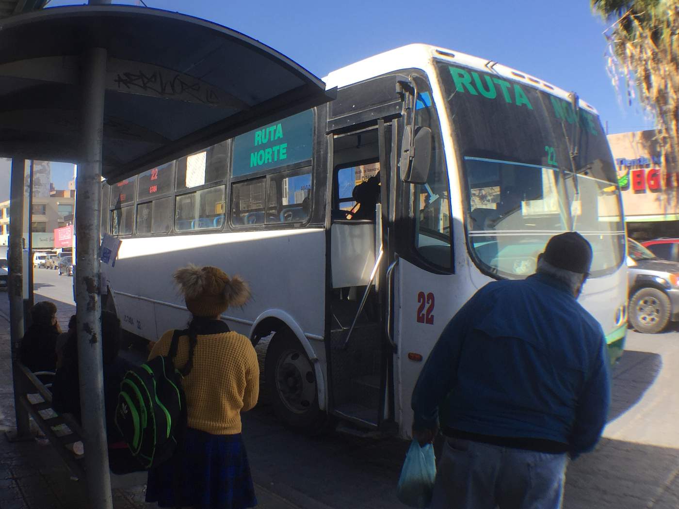 Fueron los concesionarios del transporte urbano colectivo los que solicitaron a los integrantes de la Comisión de Movilidad del Ayuntamiento de Torreón un aumento a las tarifas del servicio o subsidios para enfrentar el alza en insumos. (EL SIGLO DE TORREÓN)