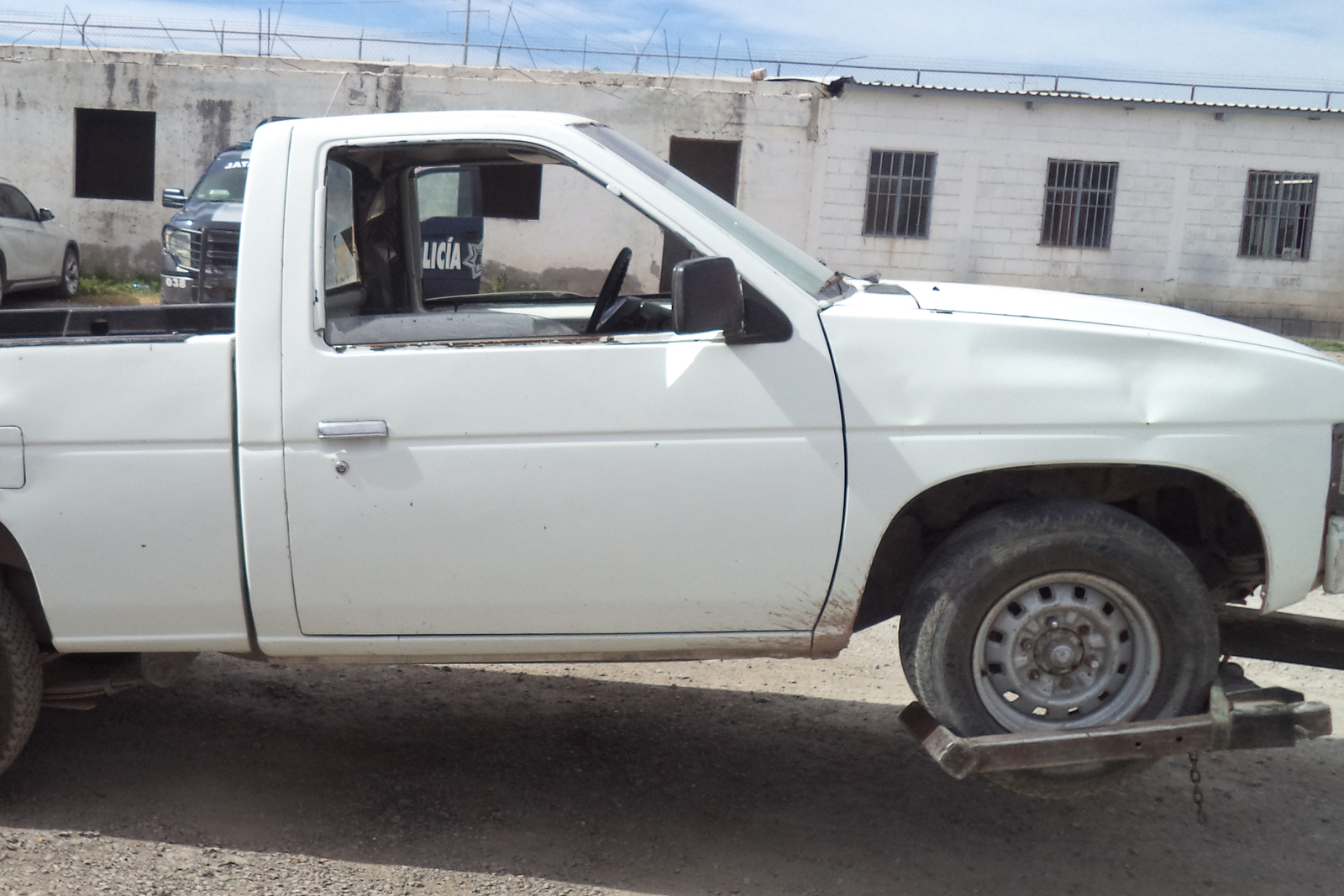 Agentes estatales localizan camioneta con reporte de robo vigente, desde hace 13 años en Chihuahua. (EL SIGLO DE TORREÓN)