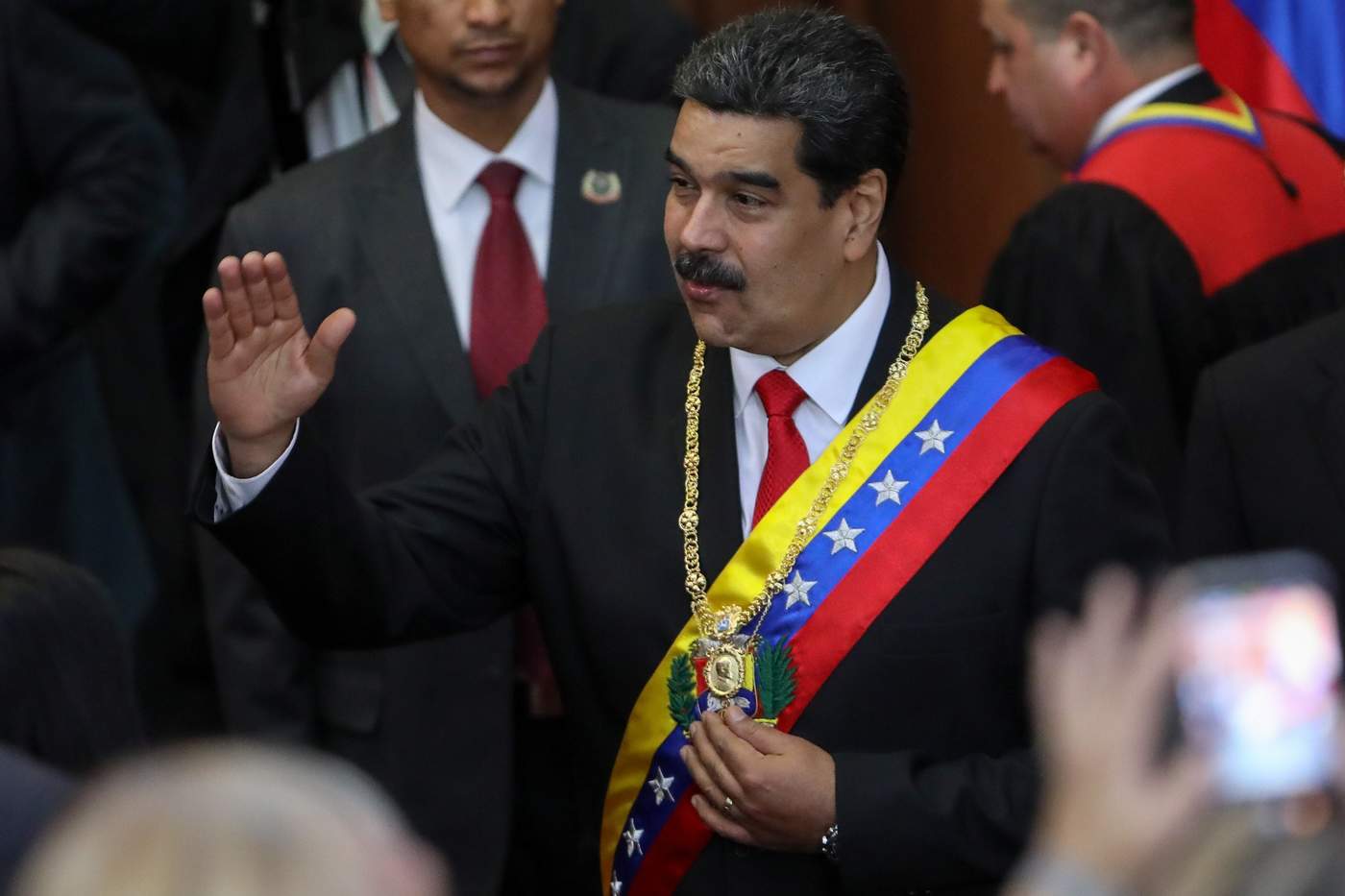 El presidente de Venezuela, Nicolás Maduro, dijo el jueves que está de acuerdo con la iniciativa propuesta por los gobiernos de México y Uruguay de una nueva ronda de diálogos con la oposición, para destrabar la acuciante crisis política, económica y social del país. (EFE)