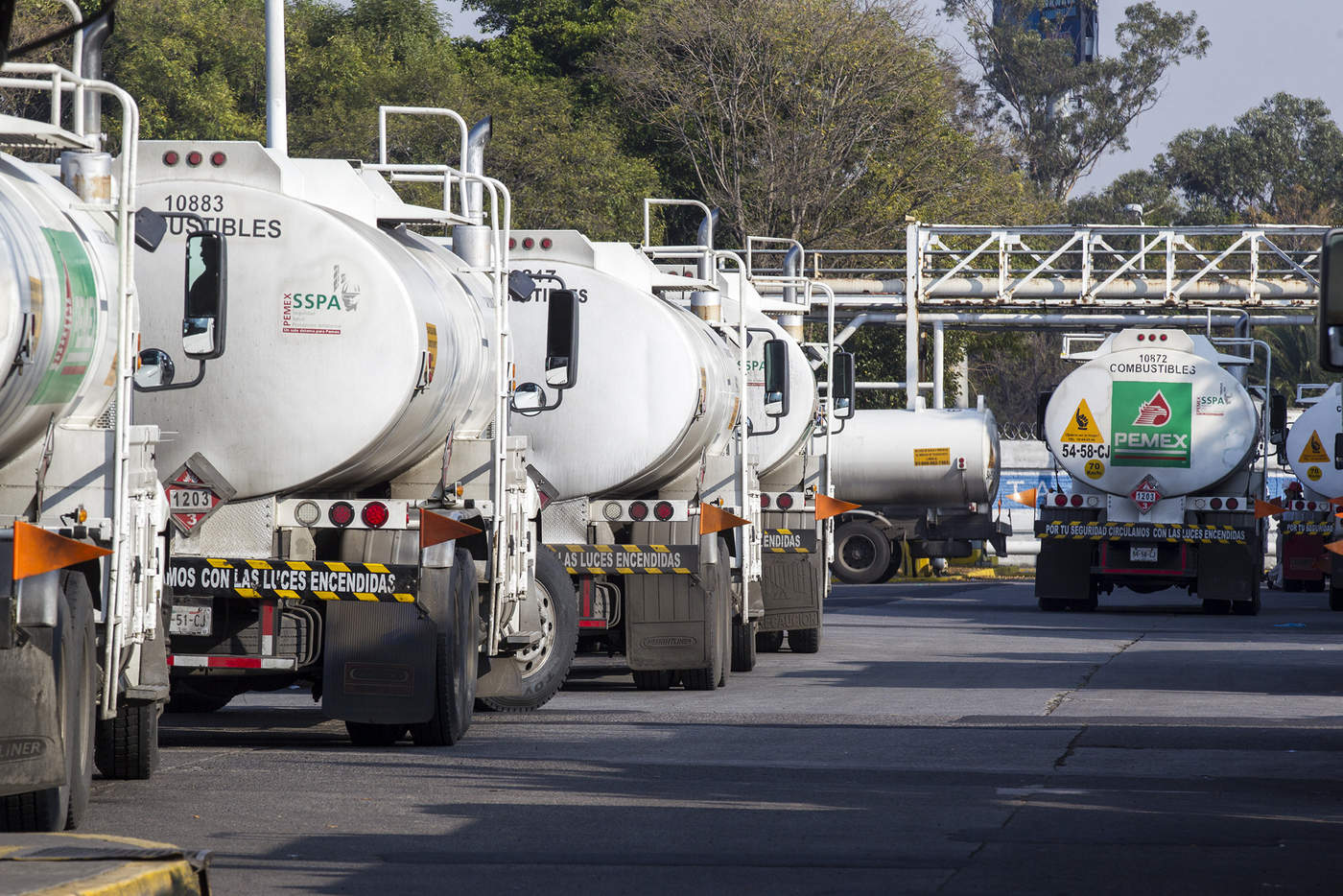 México duplicó las importaciones de gasolina respecto al mismo periodo del año pasado, al registrar 757 mil barriles diarios. (ARCHIVO)