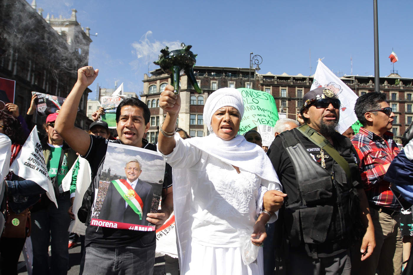 Esta mañana se registró una marcha en apoyo al presidente de México, Andrés Manuel López Obrador en la plancha del Zócalo capitalino. (NOTIMEX) 