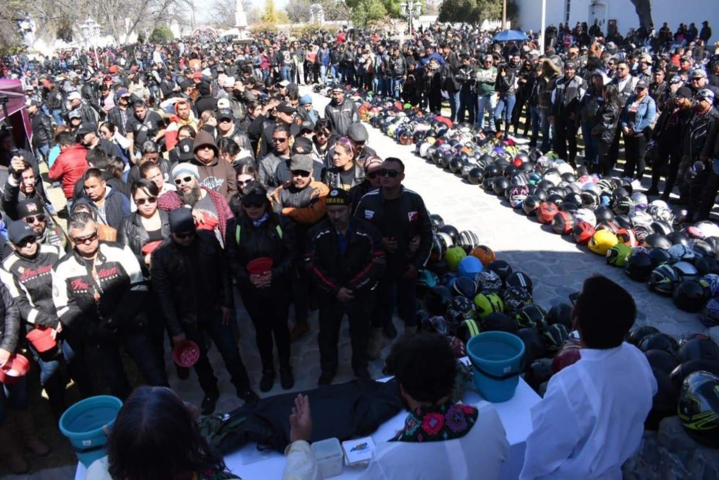 Participan 6 mil motociclistas en Bendición de Cascos