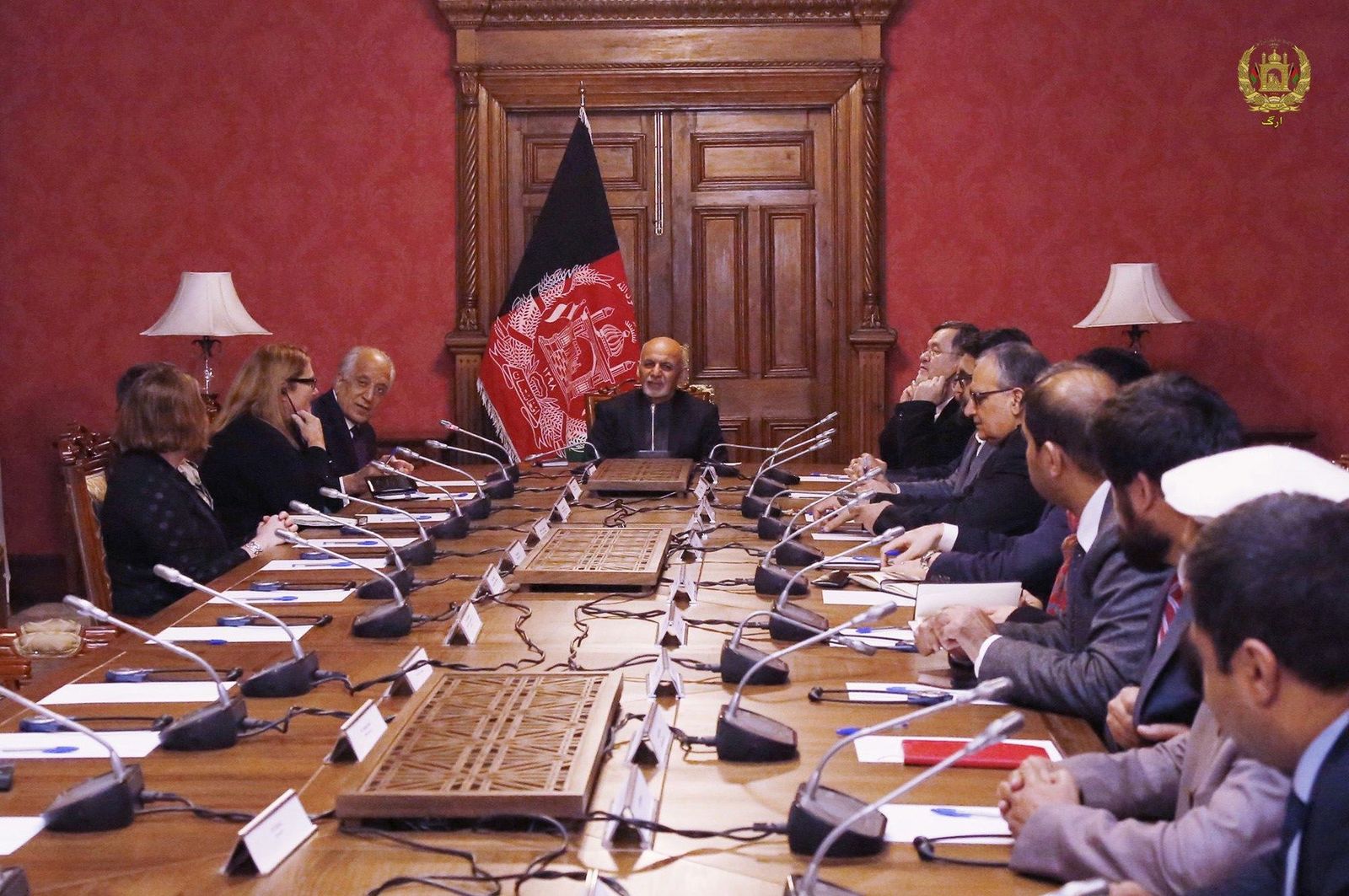 Encuentro. Representantes de los talibanes y Estados Unidos finalizaron la cuarta ronda de negociaciones de Afganistán. (EFE)