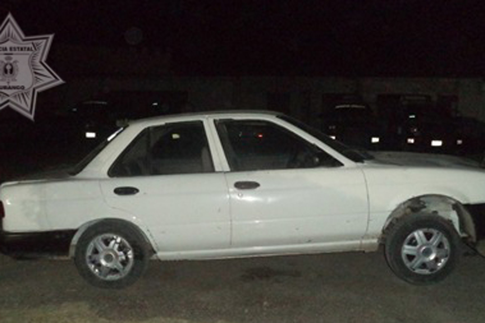 Auto con reporte de robo es localizado por los agentes de la Policía Estatal en calles de Gómez Palacio. (EL SIGLO DE TORREÓN)