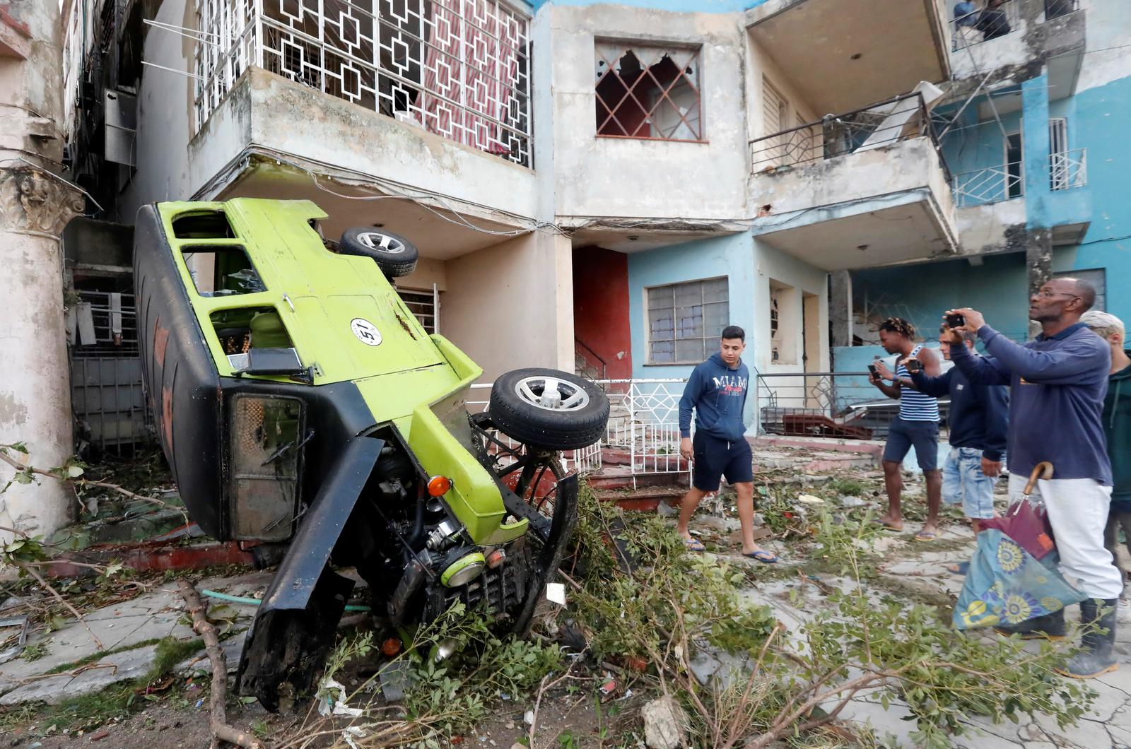 Cuatro muertos en La Habana por tornado