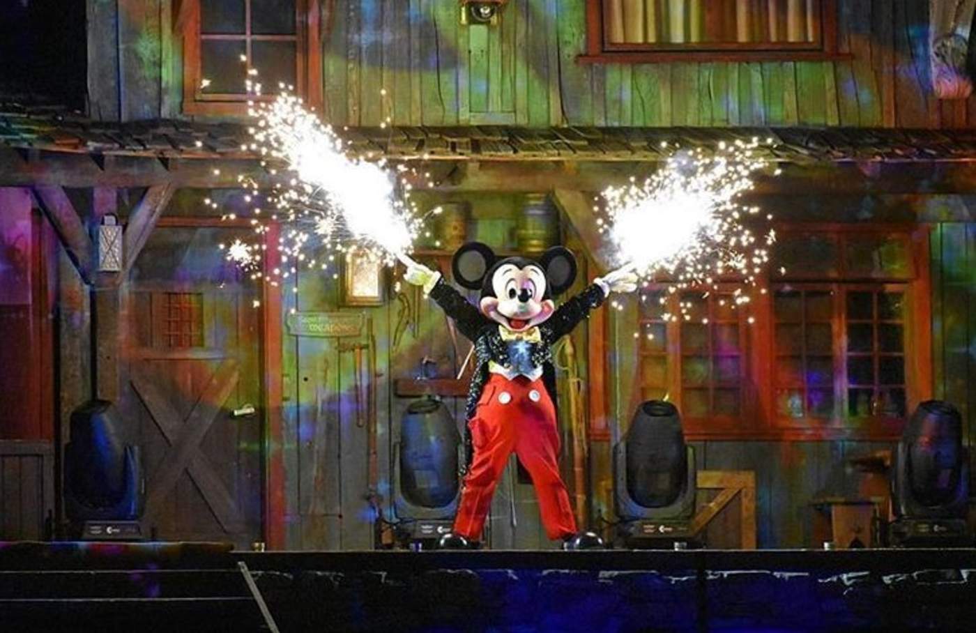 Disney y sus parques de diversión ofrecen diferentes opciones de entretenimiento junto a sus personajes e historias contadas a través de sus producciones. (ESPECIAL)