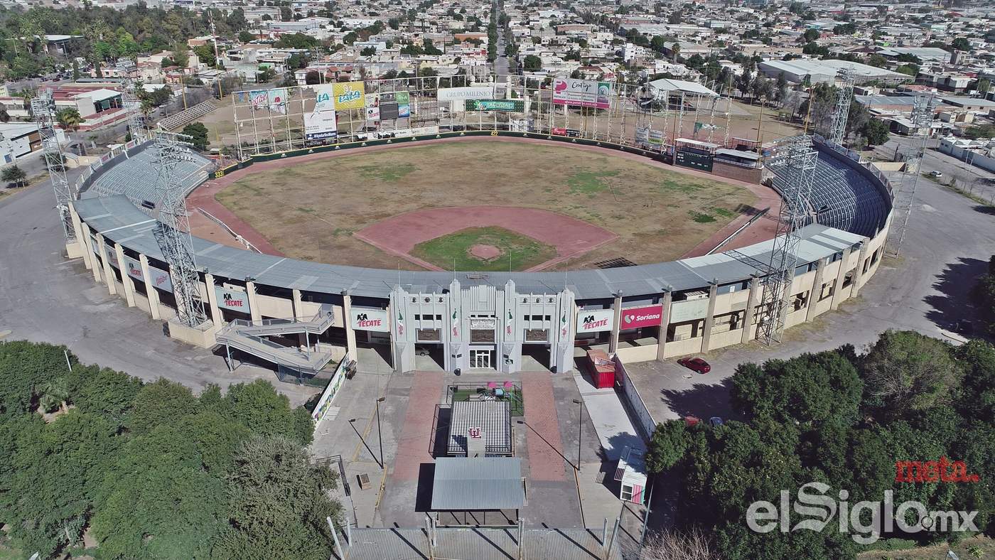 El estadio de la Revolución se nota falto de mantenimiento, a pocas semanas del arranque de la temporada 2019 de la LMB. (Verónica Rivera)