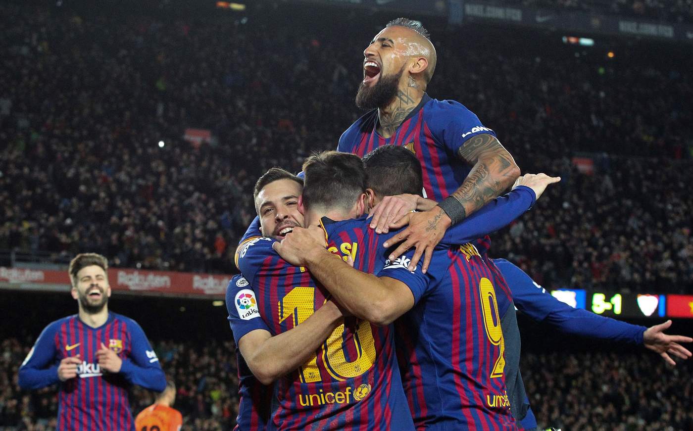 Barcelona golea al Sevilla; clasifica a semifinales de la Copa del Rey