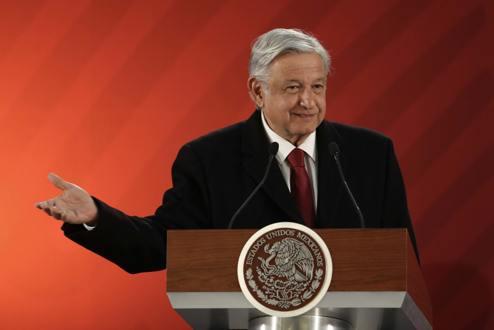 Polemiza. Andrés Manuel López Obrador habla de temas polémicos. (ARCHIVO)