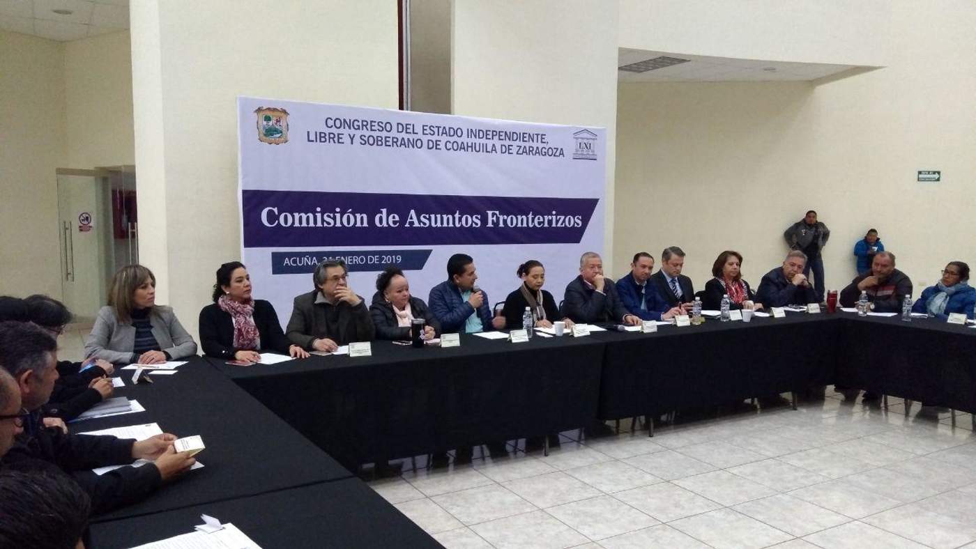 La información fue dada a conocer por el funcionario estatal durante la sesión de la Comisión de Asuntos Fronterizos del Congreso del Estado de Coahuila y que se desarrolla en Ciudad Acuña. (EL SIGLO COAHUILA)
