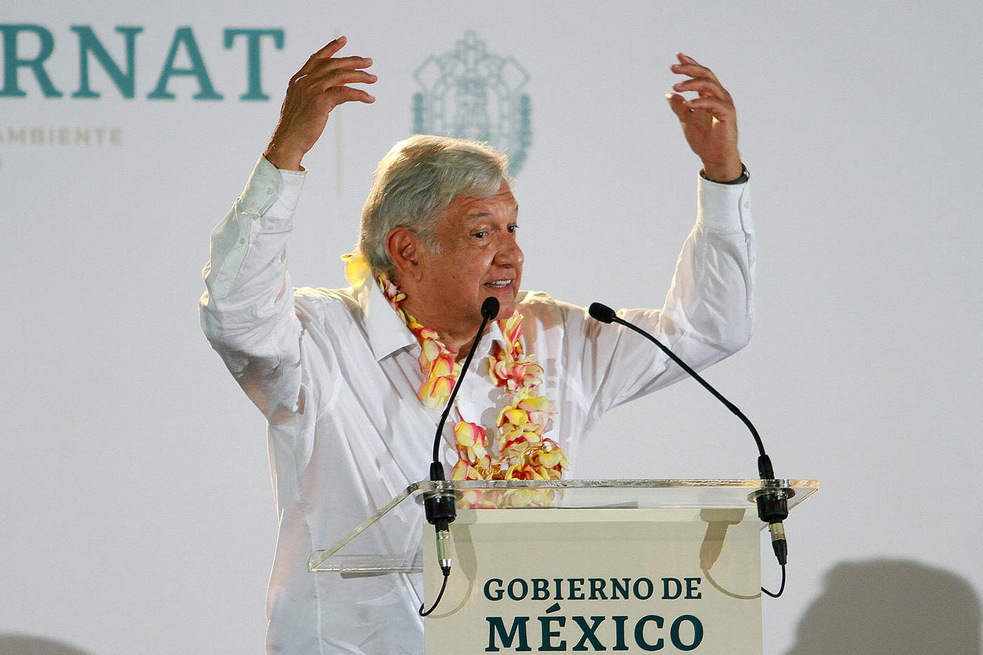 AMLO reprende a simpatizantes en Veracruz; pide ser escuchado