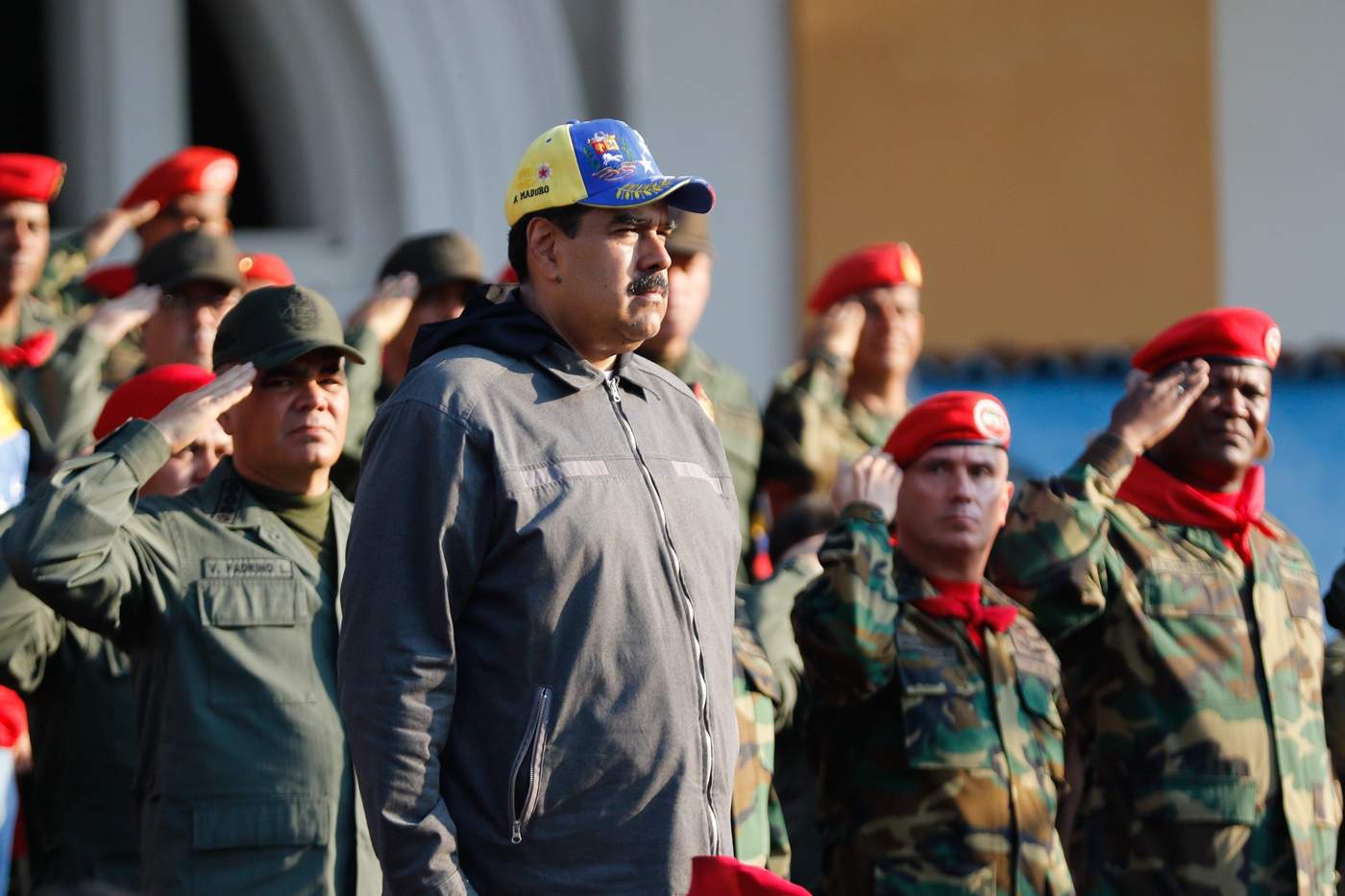 Maduro subrayó que cree 'decididamente' en el diálogo, por lo que apoya una conferencia 'donde todas las partes en Venezuela participemos en un diálogo necesario'. (ARCHIVO)