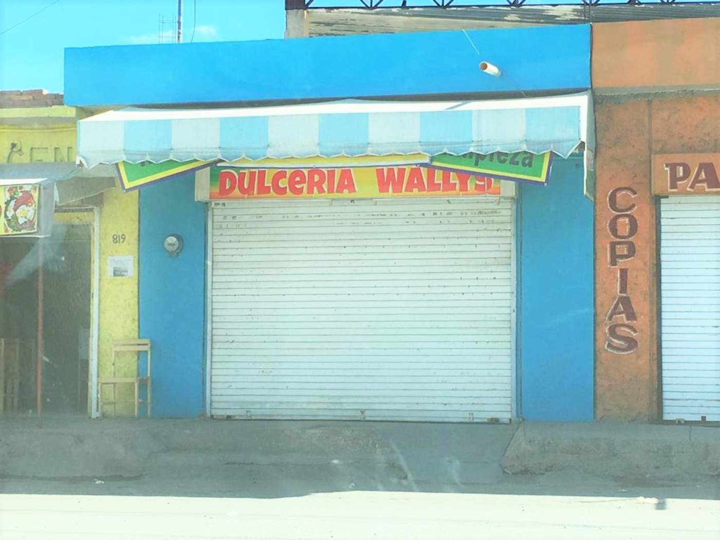 El negocio denominado 'Wallys', se encuentra ubicado en el cruce de la calle Del Patriarca y el Paseo Central de dicho sector habitacional. (EL SIGLO DE TORREÓN) 

