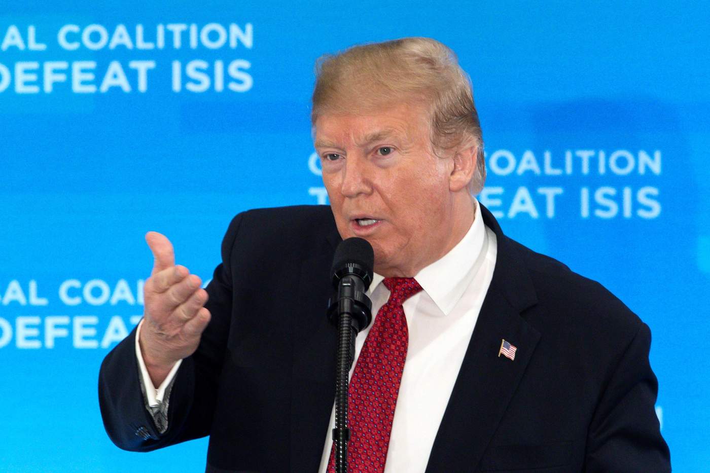 Trump afirmó que Estados Unidos no se rendirá en la lucha contra los vestigios de la organización extremista pese a su decisión de retirar a los soldados estadounidenses de Siria. (EFE)