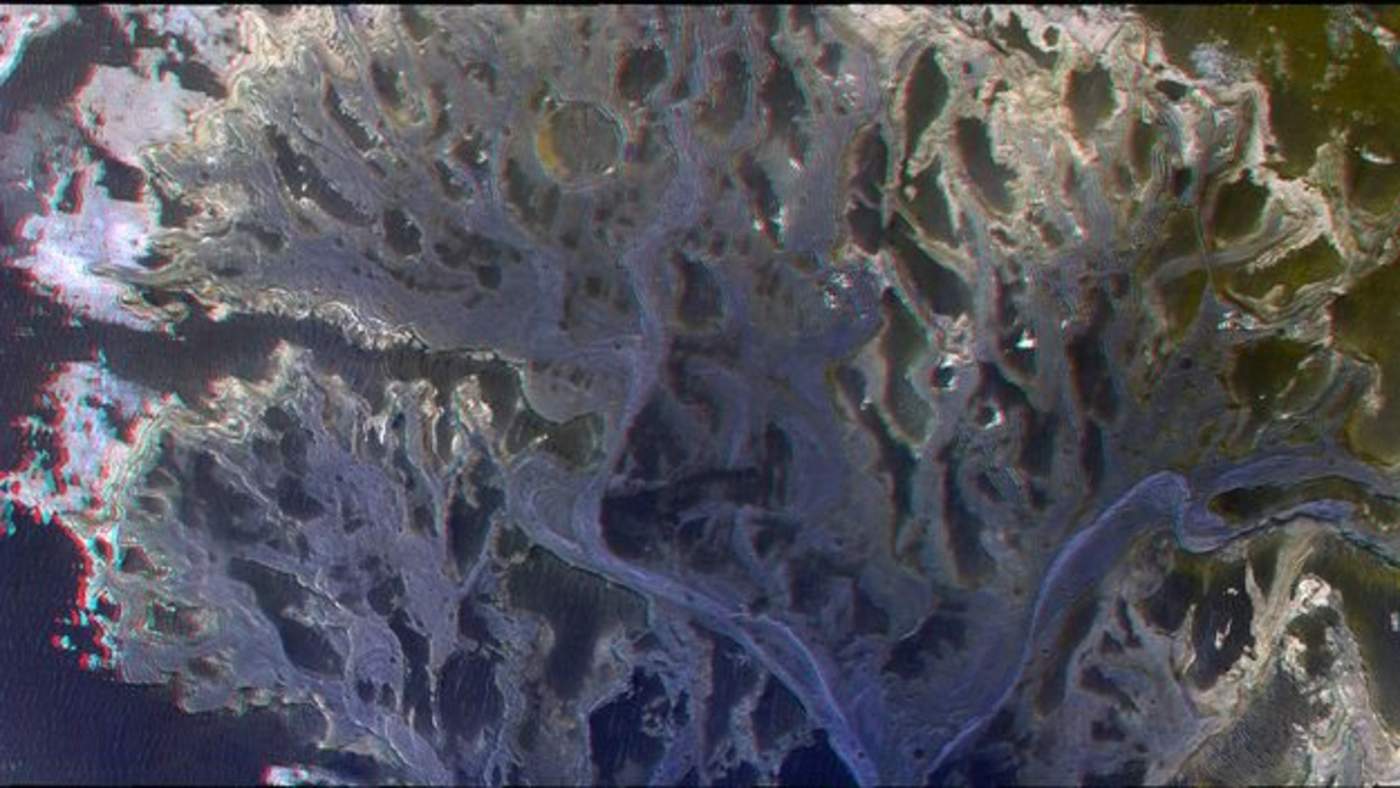 Muestran nueva imagen de cráter en Marte