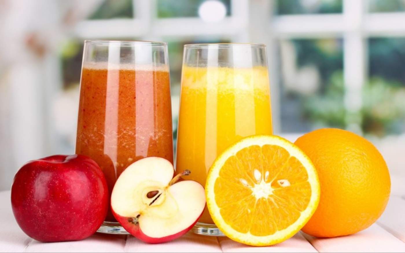 Al preparar los jugos de frutas pierden la fibra que ofrece la fruta. (ARCHIVO)