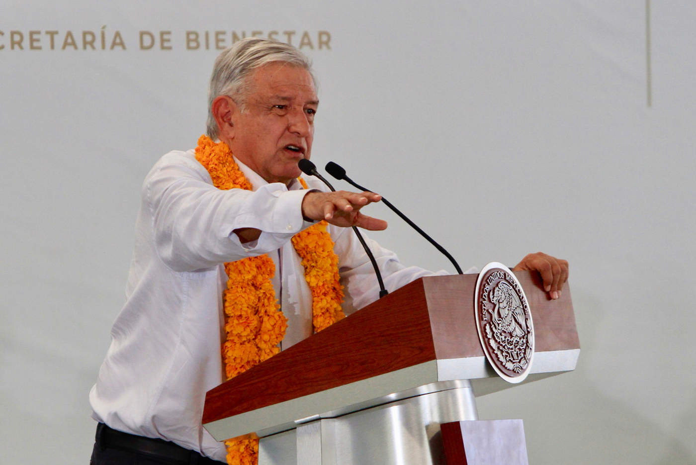 El presidente Andrés Manuel López Obrador pidió al magisterio no ser rebeldes sin causa, tampoco intransigentes o provocadores. (ARCHIVO)
