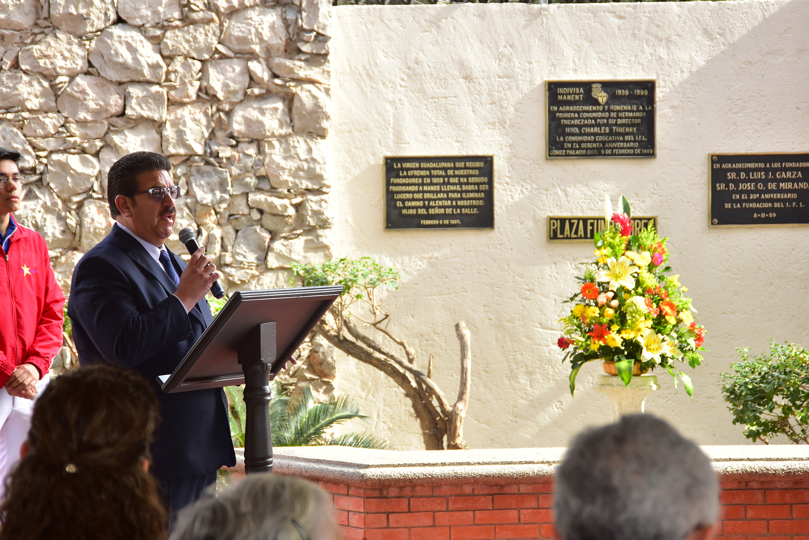 Homenaje. José Carlos Martínez Aguado, director general del IFL, recordó a los fundadores de la institución.