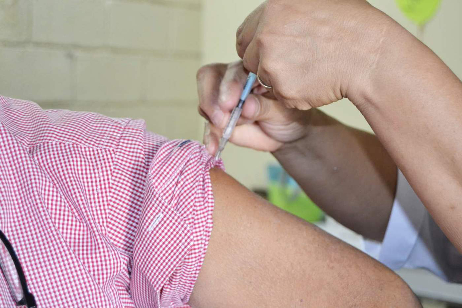 Prevención. Uno de los métodos más efectivos para prevenir la enfermedad es la vacunación. (EL SIGLO DE TORREÓN)