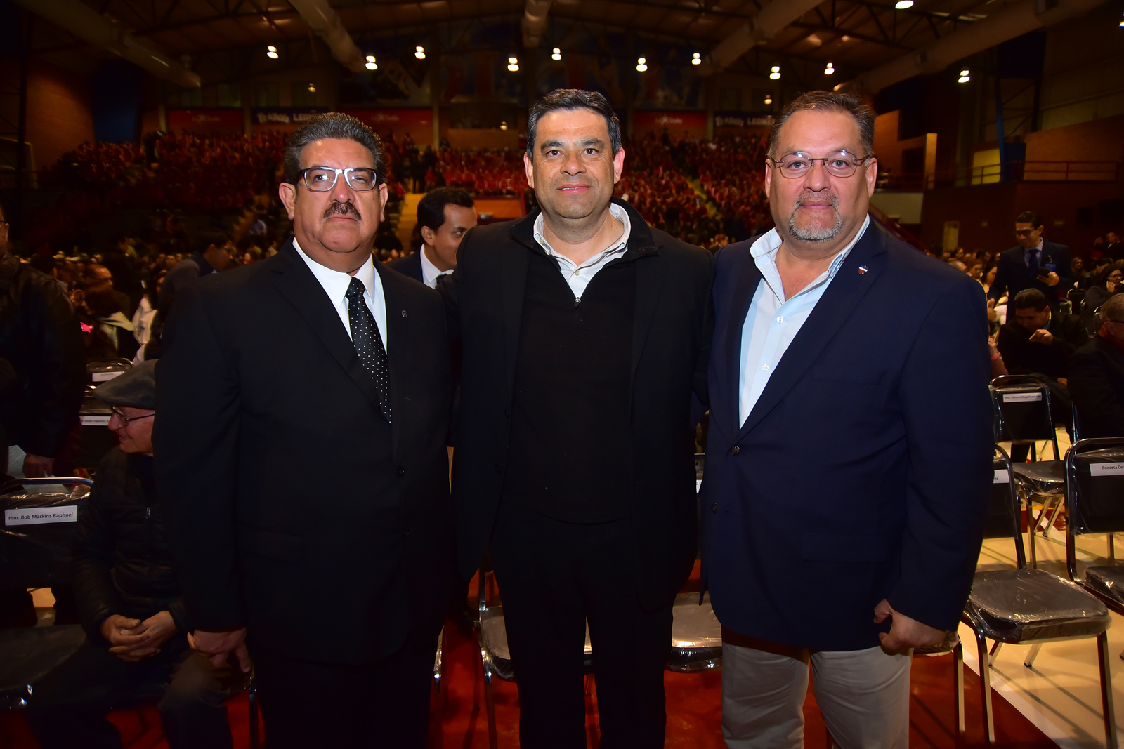 Hermano José Carlos Martínez, Gabriel Alba y Gustavo Acosta.