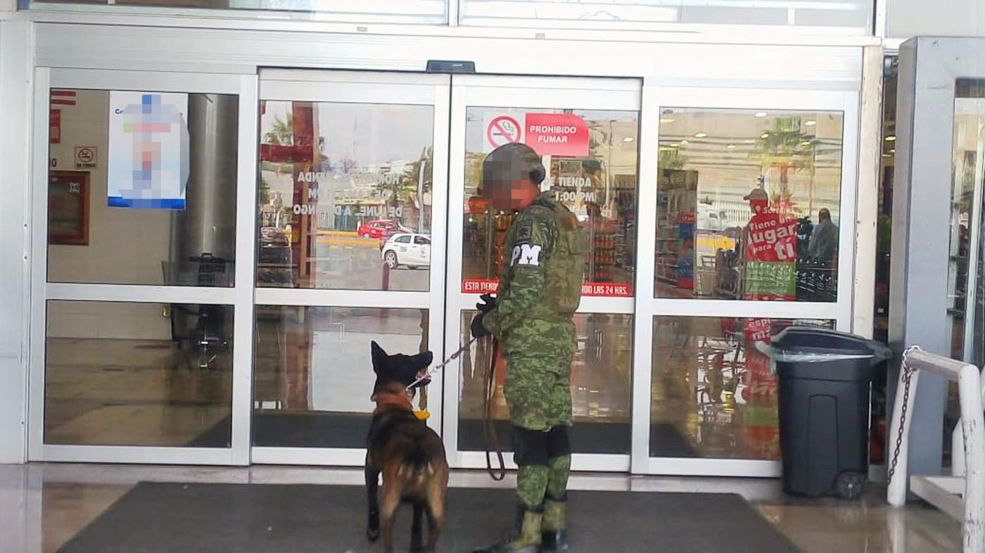 Evacuan centro comercial en Gómez Palacio por simulacro de bomba