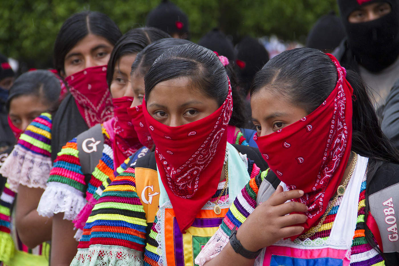 Las mujeres del EZLN puntualizaron que luchan por su libertad, que no se alzaron en armas 'para volver a lo mismo', ni llevan 25 años en resistencia para ahora 'servir a los turistas, a los patrones, a los capataces'. (ARCHIVO)