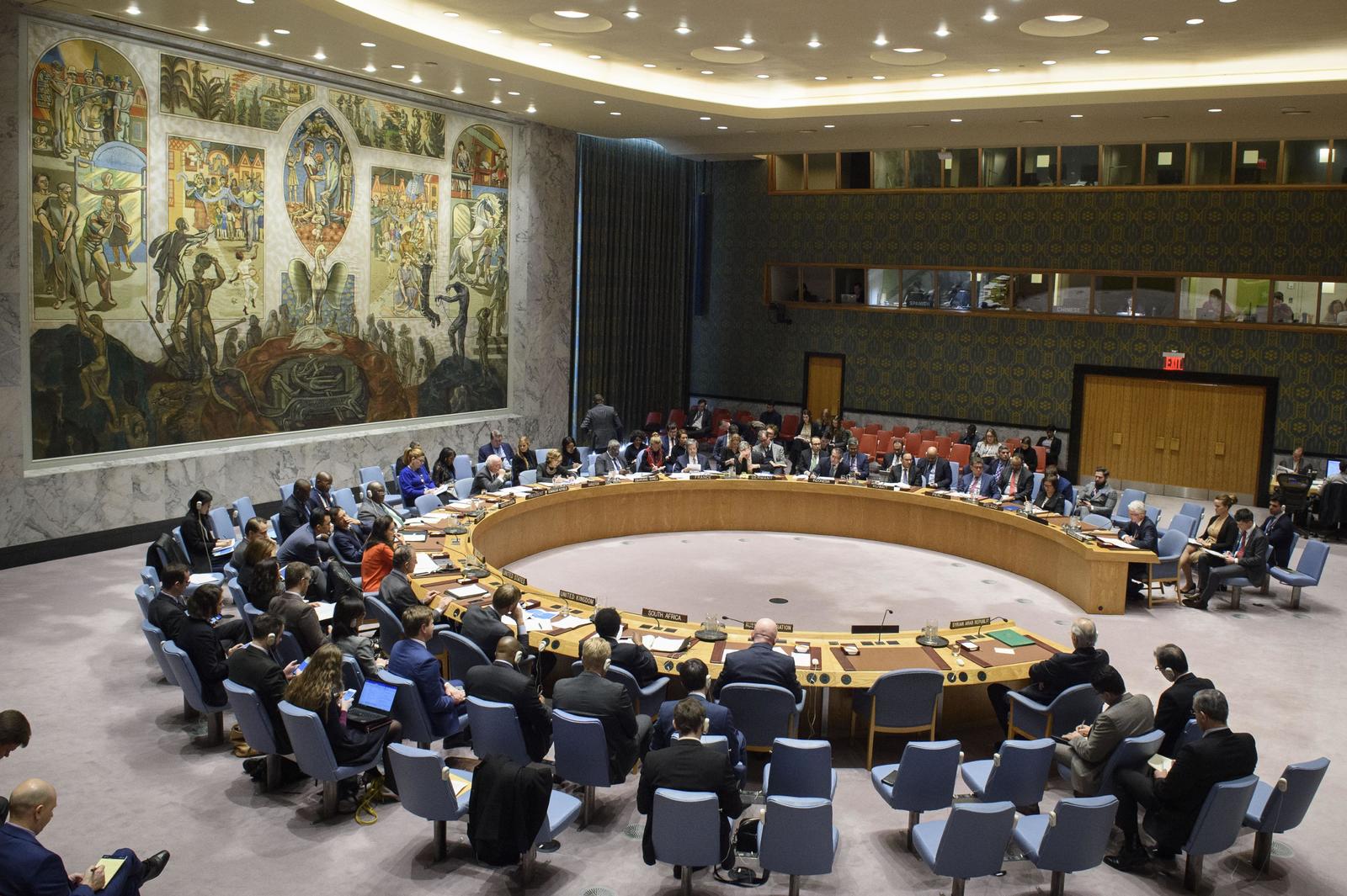 EUA y Rusia impulsan en la ONU resoluciones contrarias