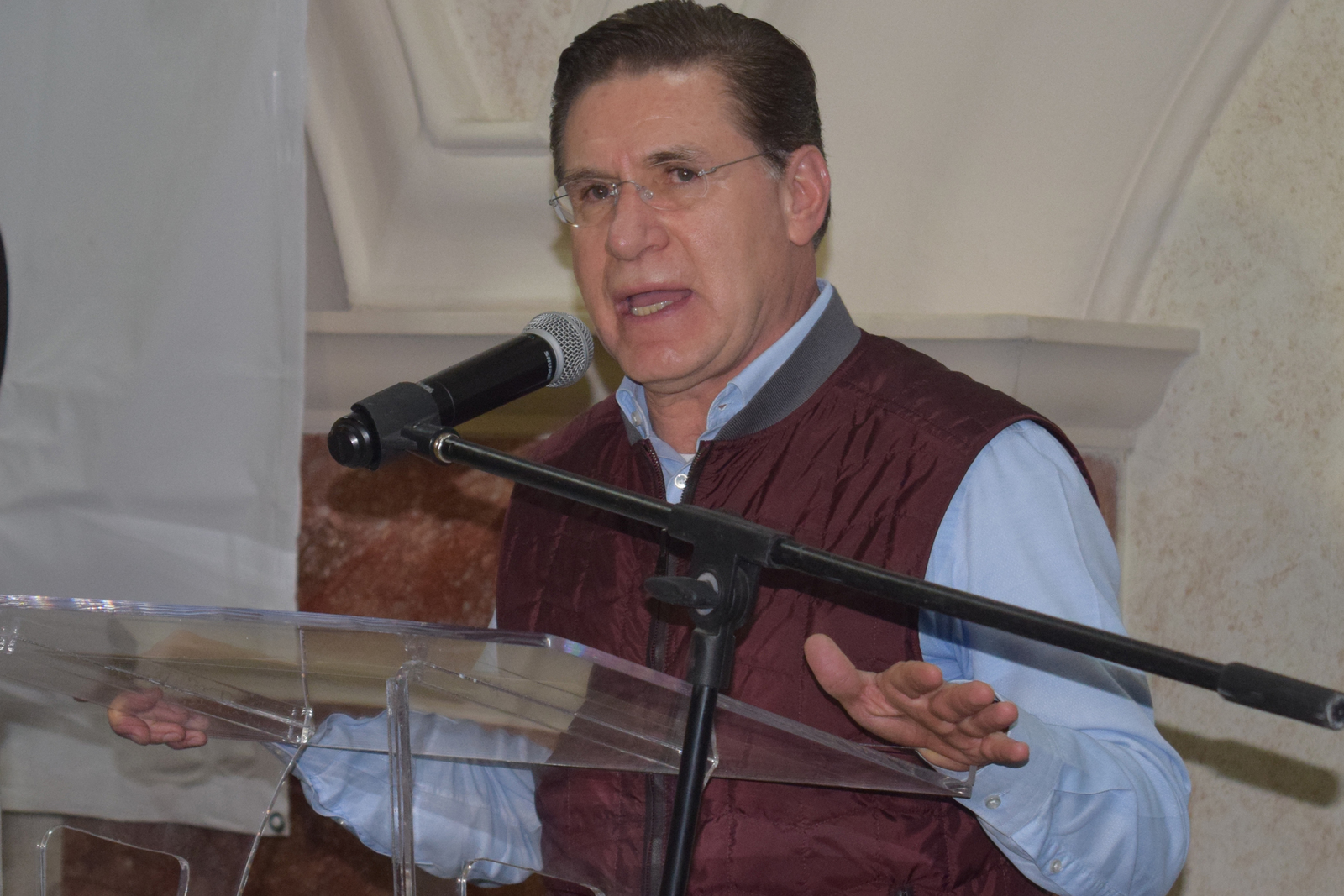 El gobernador de Durango, José Aispuro Torres, dijo que los recursos de 2018 están vigentes y no se han perdido. (EL SIGLO DE TORREÓN)