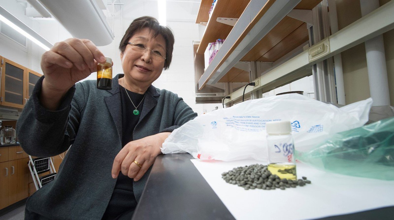 Avance. Linda Wang se inspiró para crear esta tecnología después de leer sobre la contaminación de desechos plásticos de los océanos. (TWITTER / @Research_Purdue)