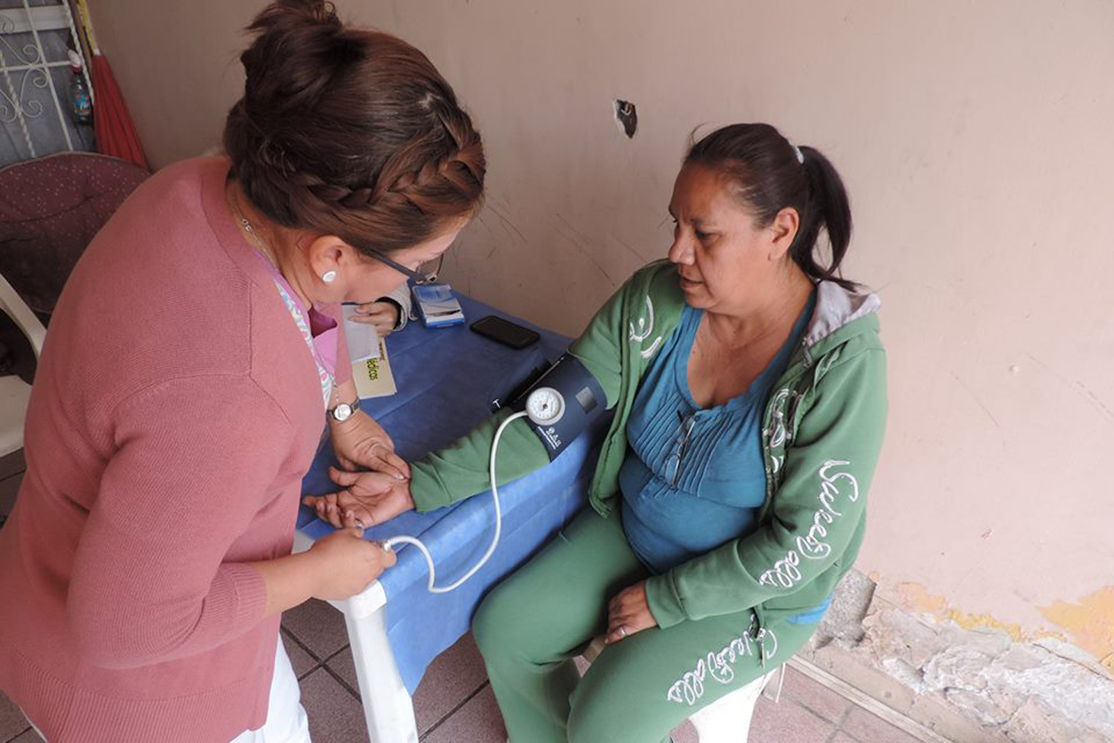 Lleva Salud Municipal brigadas médicas a colonias