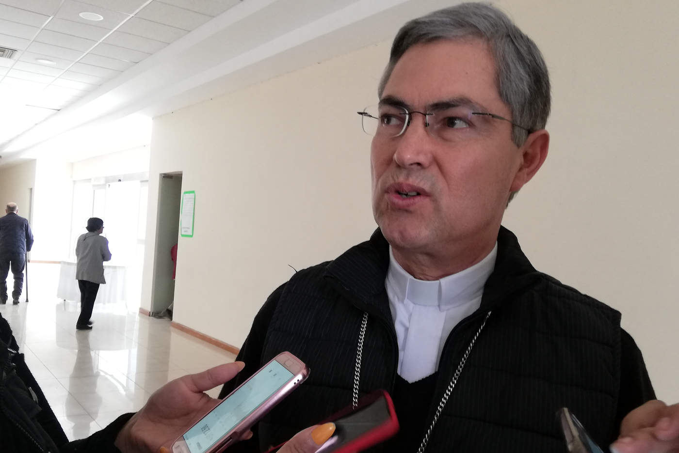Sin denuncias contra sacerdotes: obispo
