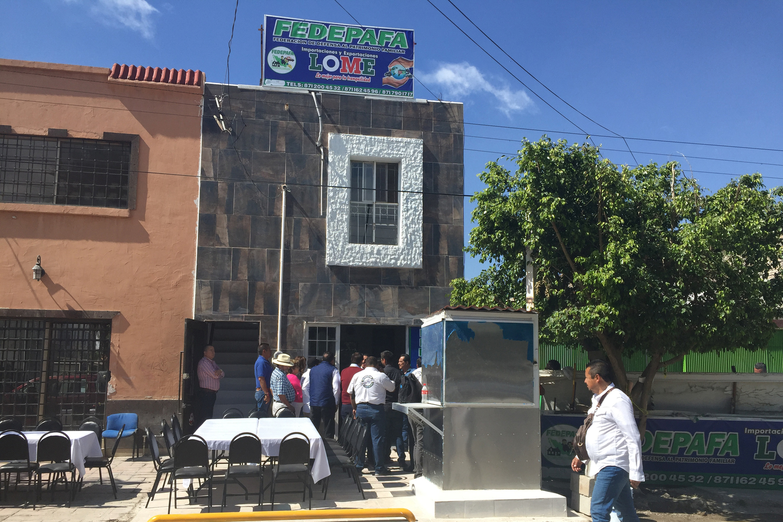 El líder nacional de Fedepafa inauguró las nuevas oficinas en la ciudad de Torreón. (GUADALUPE MIRANDA)