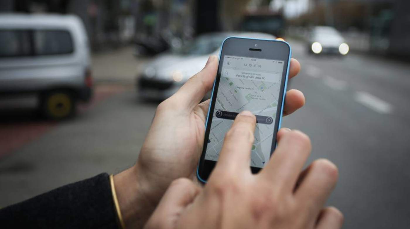 La empresa Uber no ha ampliado sus servicios a Gómez Palacio; autoridades
aseguran que se propone una nueva legislación. (EL SIGLO DE TORREÓN)