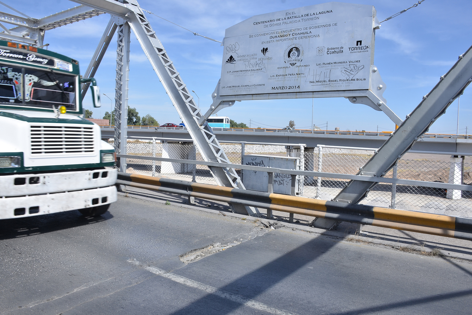 Obras Públicas evaluarán daños en Puente Plateado. (FERNANDO COMPEÁN)