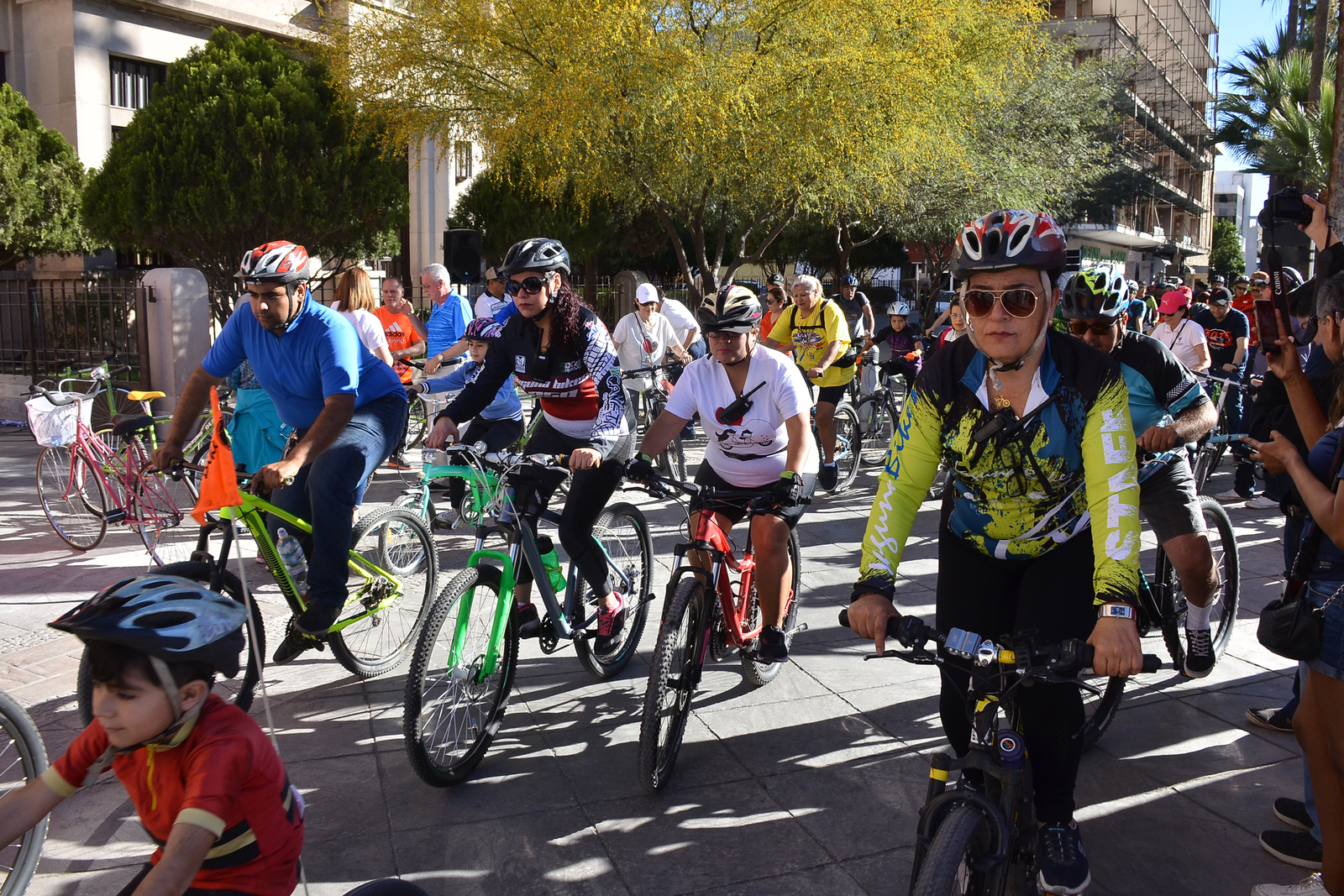 Se ordenó a Tránsito Municipal que vigile la actividad de los ciclistas y facilite la adquisición de protecciones. (EL SIGLO DE TORREÓN) 