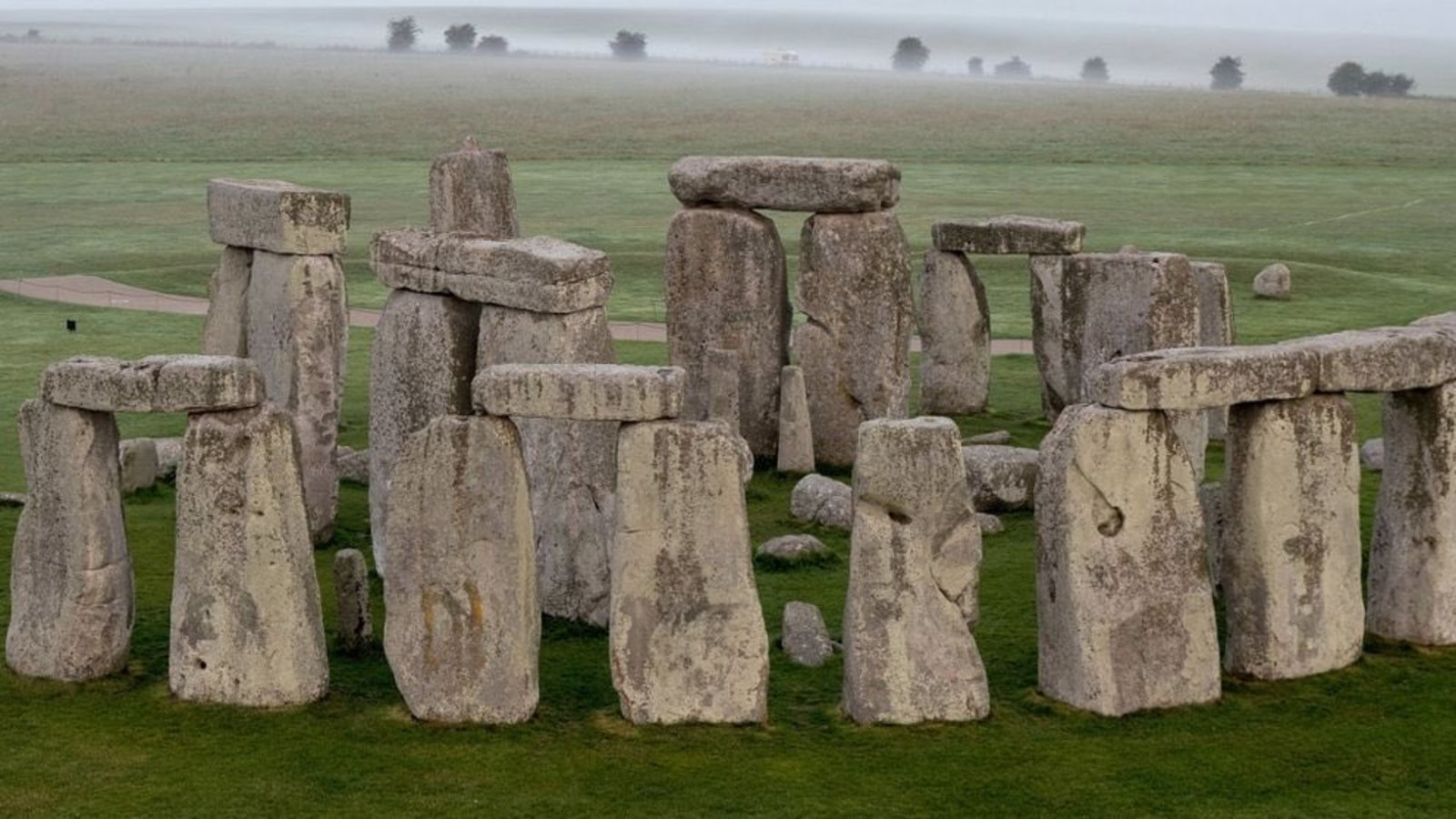 Histórico. Stonehenge es uno de los monumentos megalíticos más famosos del mundo. (TWITTER)