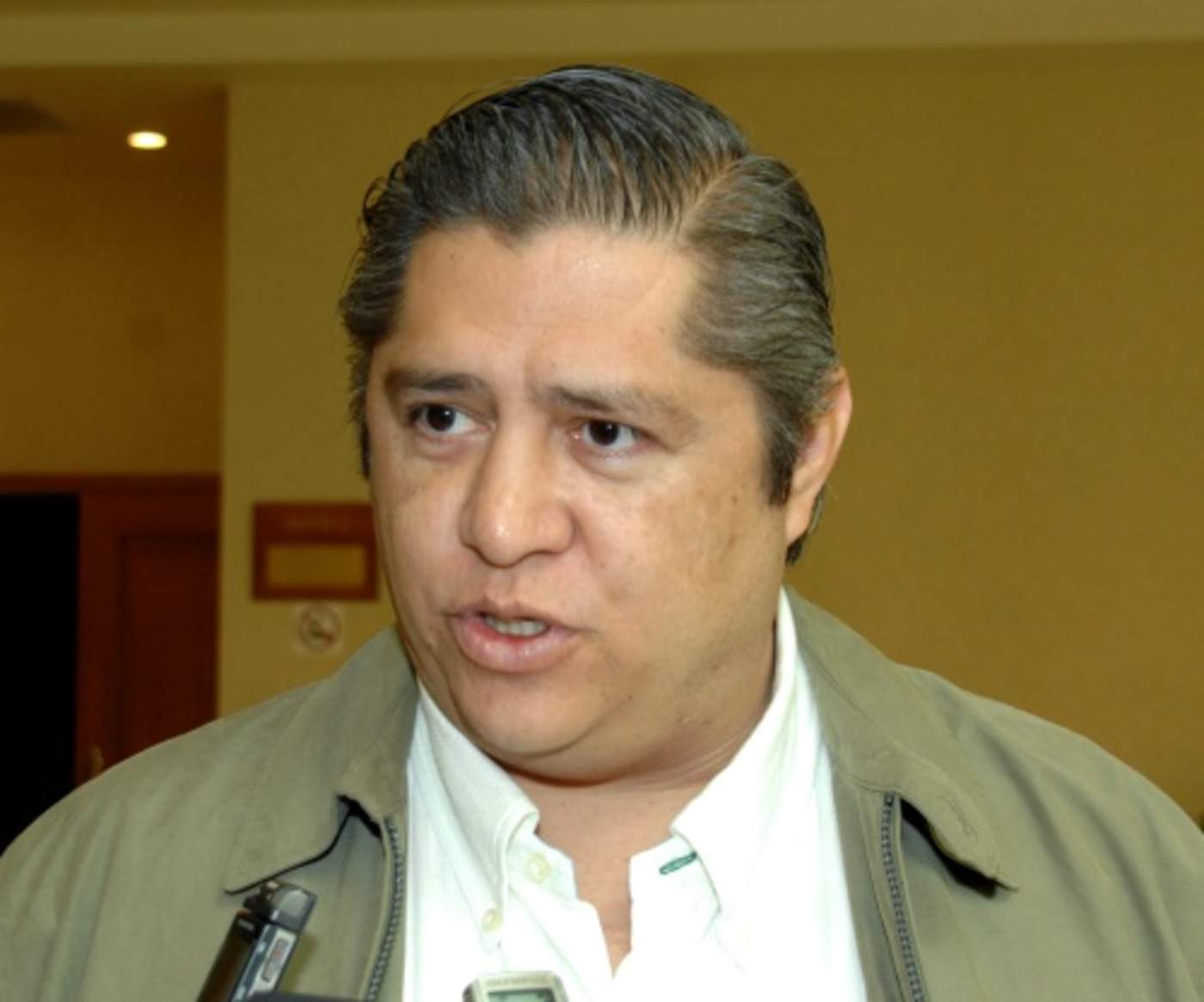 Jesús Torres Charles fue designado como investigador de aduanas. (ARCHIVO) 