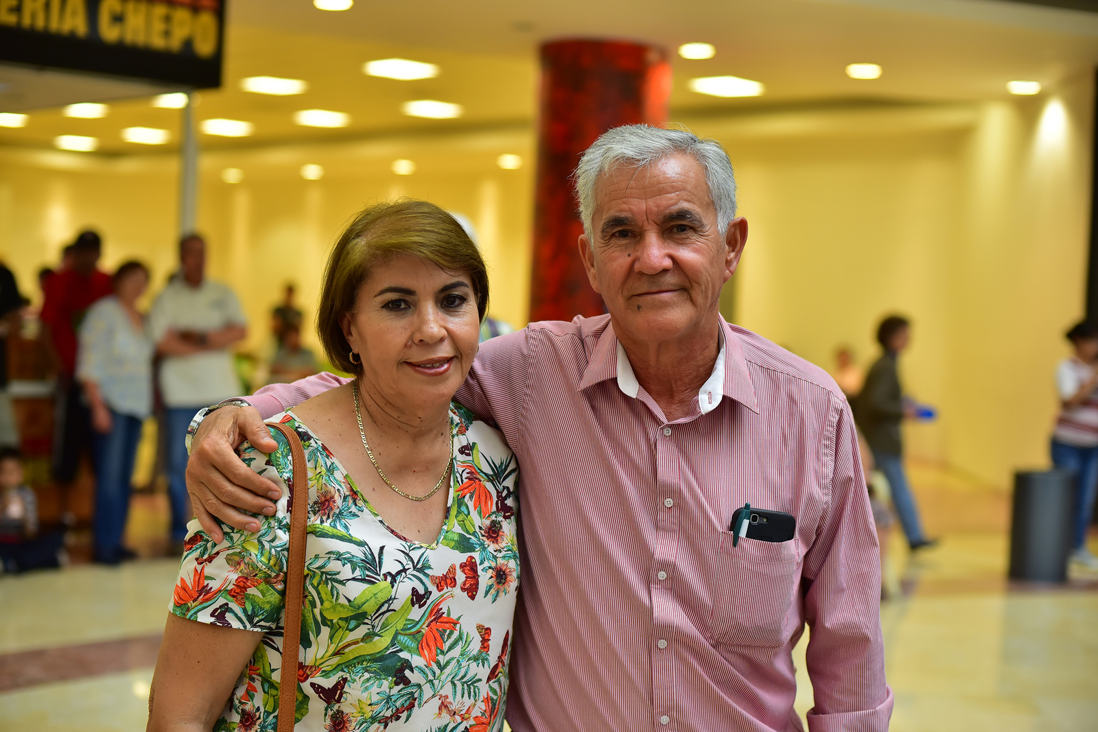 Patricia Rivera e Ingeniero Pérez Frayre.