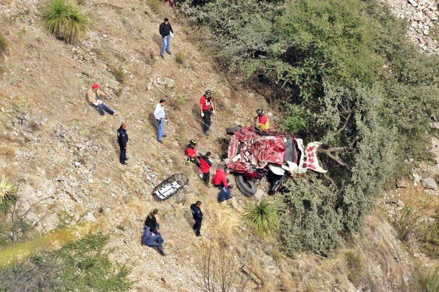 El automóvil con los cuerpos de la pareja fue localizado el pasado 8 de febrero en el fondo de un despeñadero, a la altura del kilómetro 32 de la carretera libre a Mazatlán. (EL SIGLO DE TORREÓN)