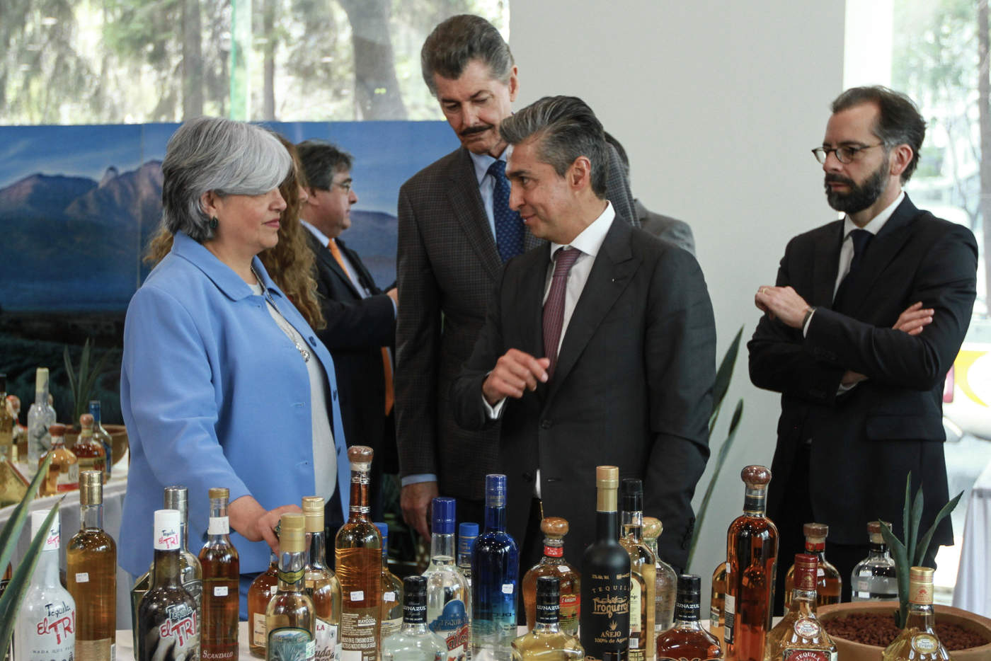 Con su reconocimiento, Brasil se sumó a los países donde la denominación de origen del tequila mexicano se encuentra protegida, después de un proceso de 11 años de análisis, trabajos técnicos y negociaciones, apuntaron. (NOTIMEX)